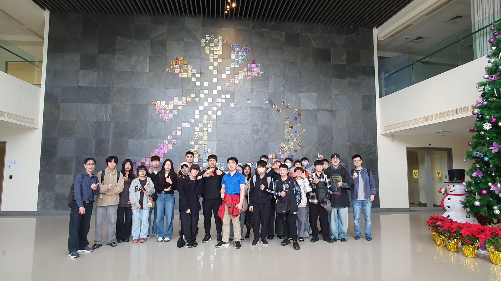 615446421_1403615904796299_6588992596336905059_n